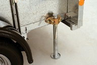 adjustable-prop-stands